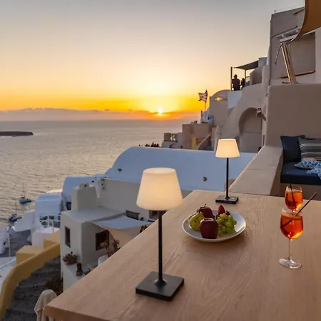 Greek Kallisti Sunset Santorini *